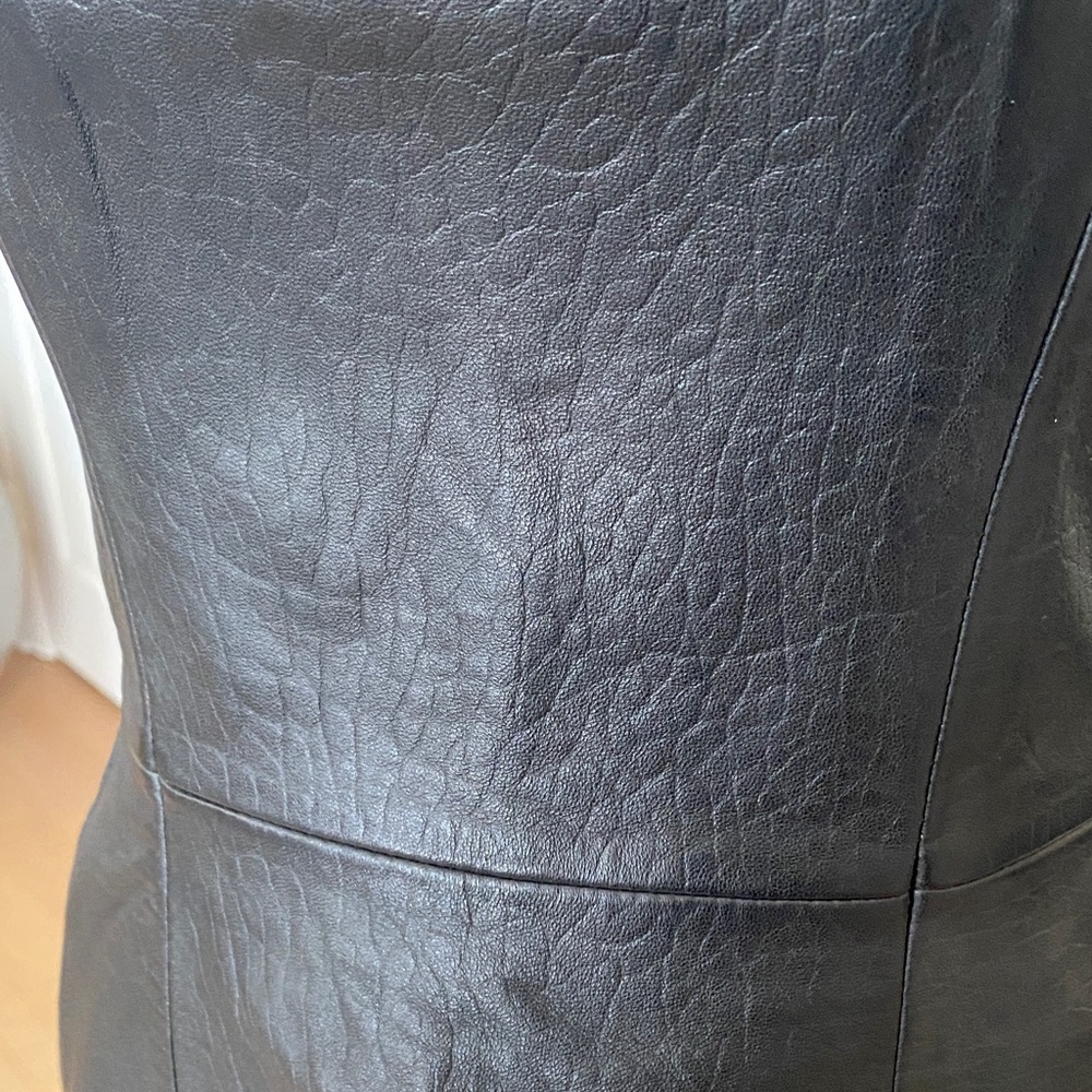 Black 100 Percent Leather Strapless Women's Top - Picture 3 of 6